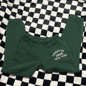 Green Joggers with Manhattan Print